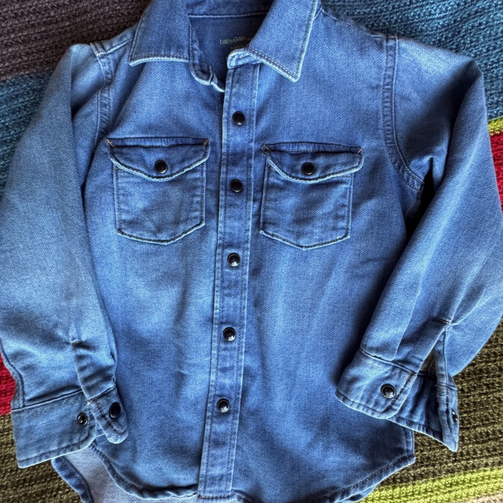 Baby GAP 1969 denim button up shirt unisex.